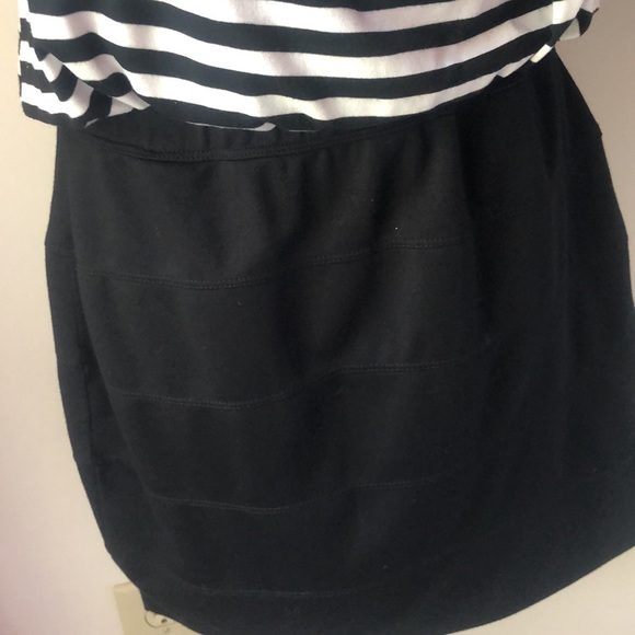 Cache Striped Dress - Picture 4 of 7